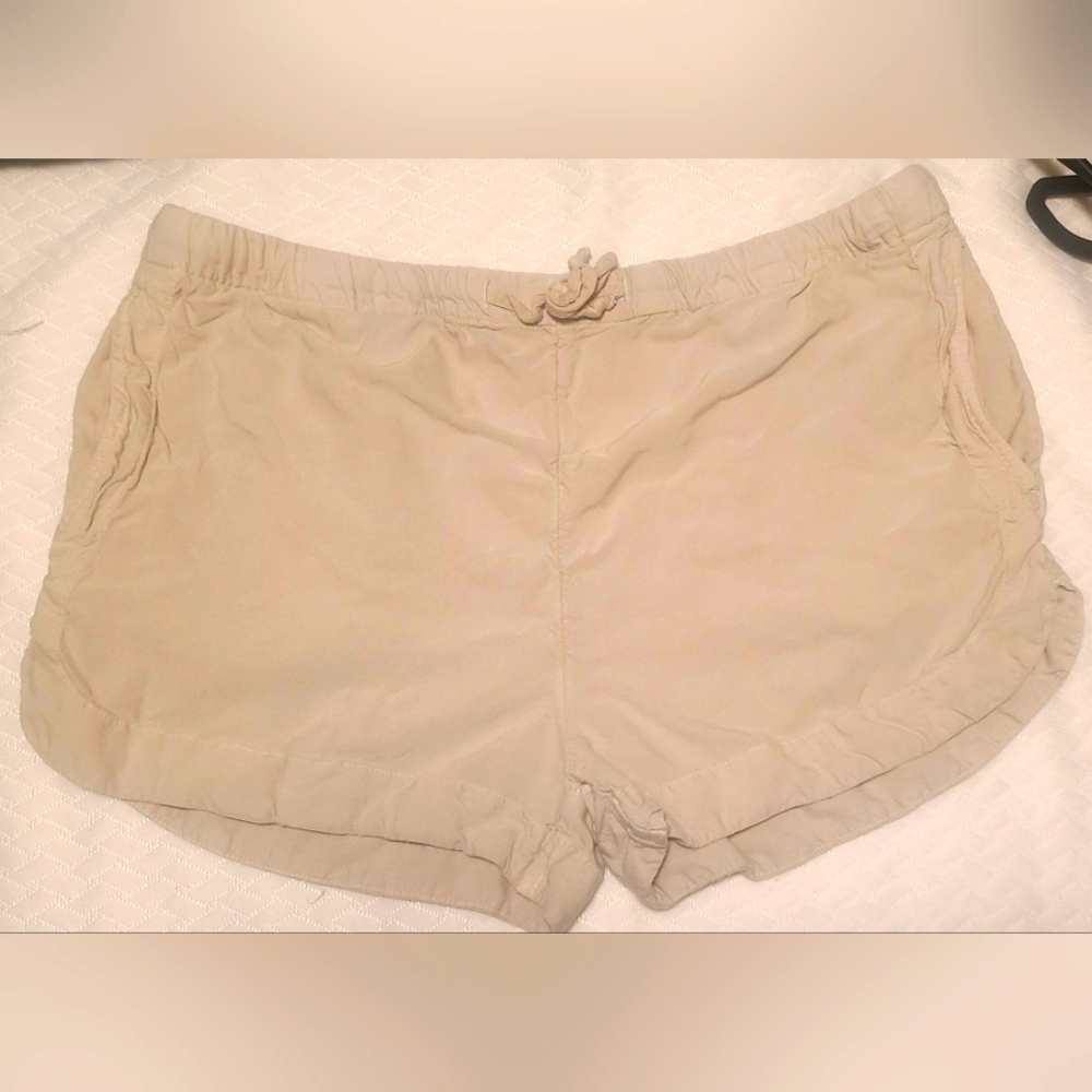 Women's Tan Casual Shorts